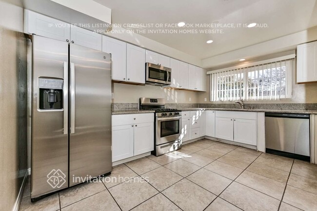 Photo - 20647 Hatton St