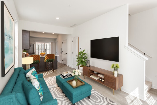 Photo - 1432 Naperville Wheaton Rd