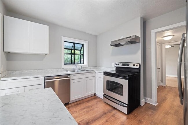 Photo - 3818 W Euclid Ave