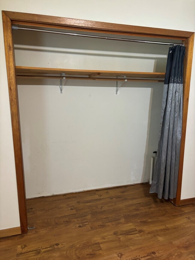 Photo - Hill Crest Court Apartments 3 Unit 6