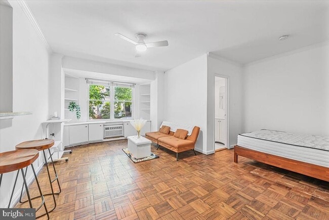 Photo - 2130 N St NW Unit 104
