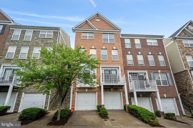 Photo - 3412 Carriage Walk Ct Townhome