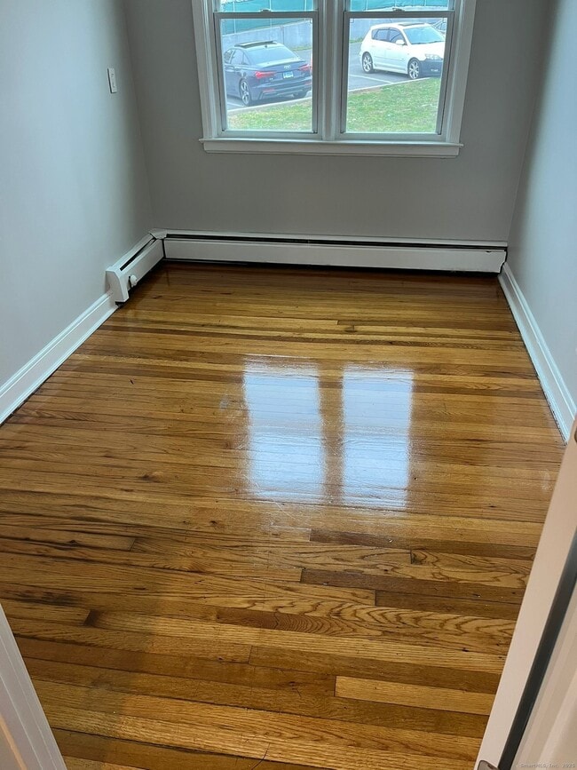 Photo - 930 William St Unit APT A