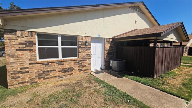 Building Photo - 212 S Shady Shores Dr Rental