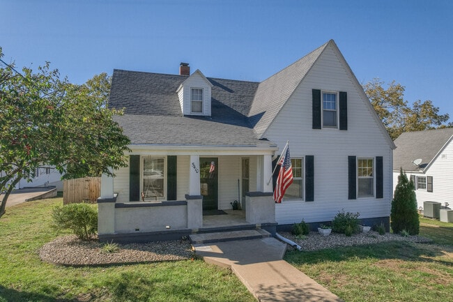 Photo - 5410 Simpson St