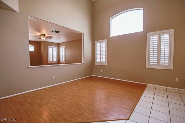 Photo - 10412 Shadowland Ave