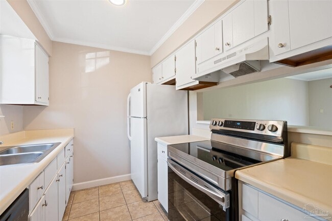 Photo - 7250 Hilburn Rd