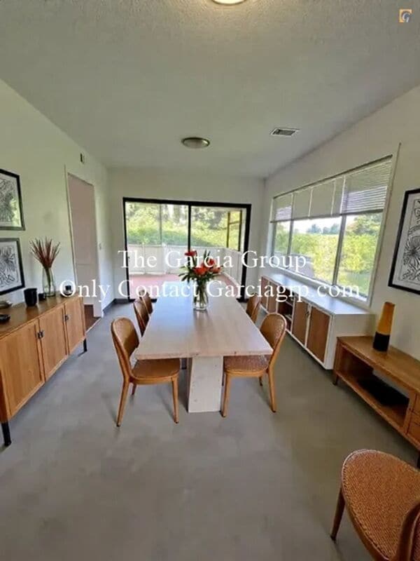 Photo - 17050 SE Gurnee Ave