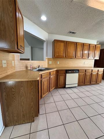 Photo - 5824 Emrose Terrace