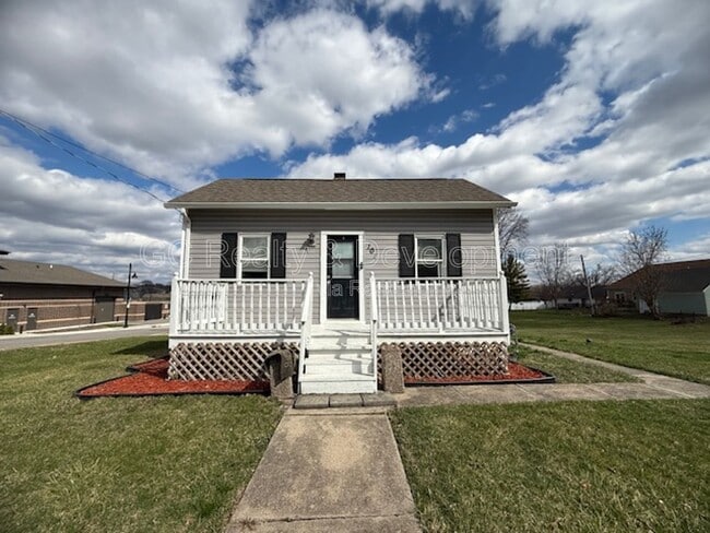 Building Photo - 101 S La Fox St