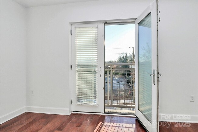 Photo - 1315 East Blvd Unidad 334