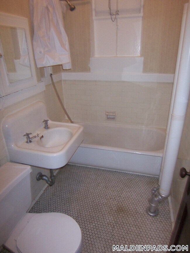 Photo - 349 Pleasant St Unit B1-6