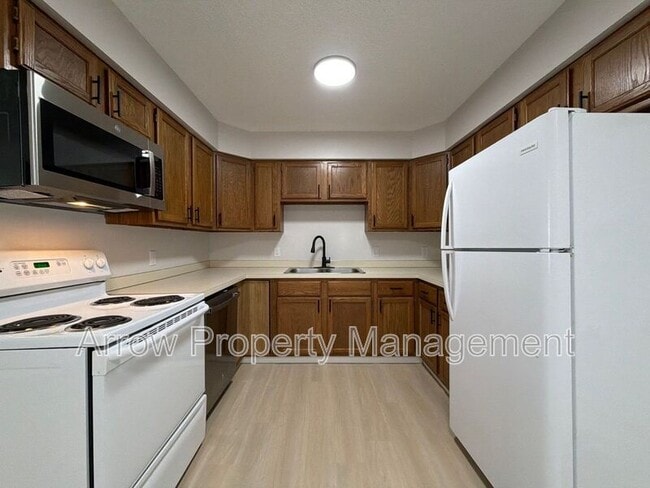 Photo - 535 W Saunders Ave Unit 3