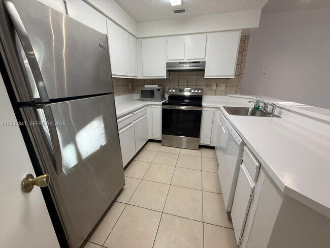 2550 SW 18th Terrace Unit 1807