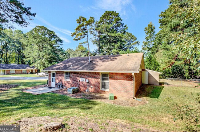 Photo - 135 Belle Dr