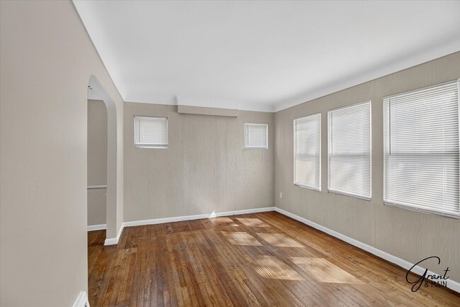 Photo - 13515 Montrose St