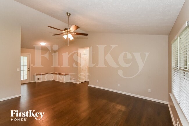 Photo - 855 Clyde Cole Rd