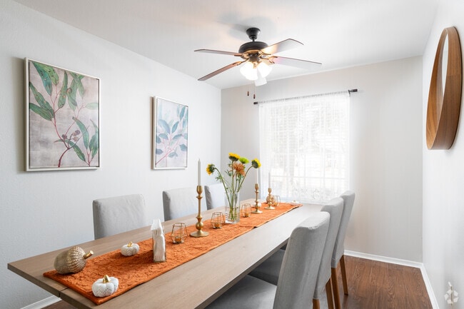 3 habitaciones, 2 baños, 130 m2, comedor - The Village at Cottonwood Springs