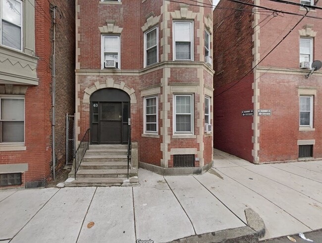 Building Photo - 134 Congress Ave Unit 2