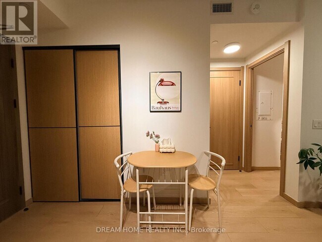 Photo - 3429 Sheppard Ave E Unit 320