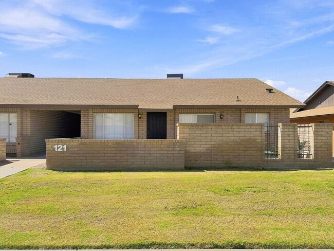 Building Photo - Townhome in the heart of Tempe!
