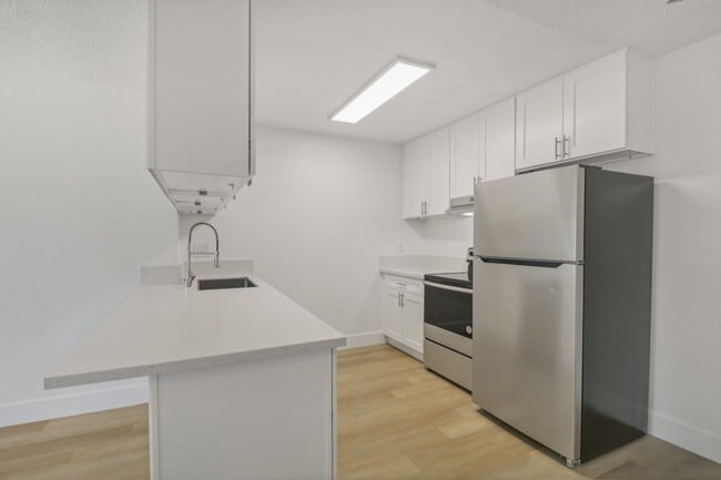 Building Photo - Terre at Oak