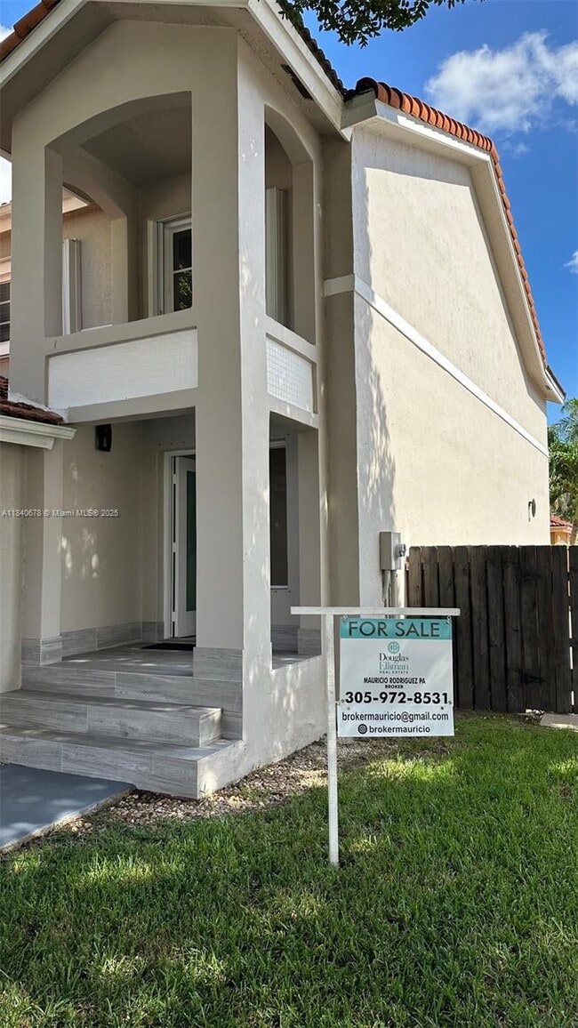 Photo - 10269 SW 138th Ct Apartment