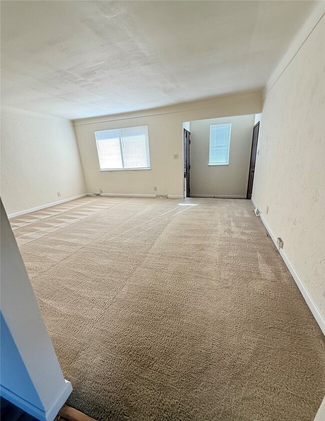 Photo - 206 Liberty Dr