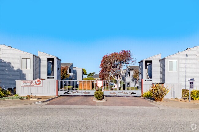 Entrance - Peninsula Point