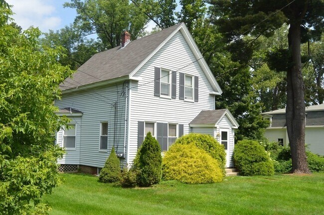 Photo - 26 E Main St Unit 1A