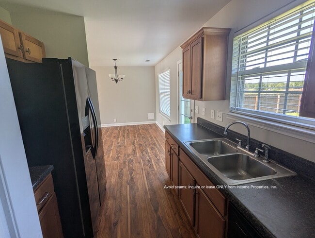 Photo - 5990 Murfreesboro Rd