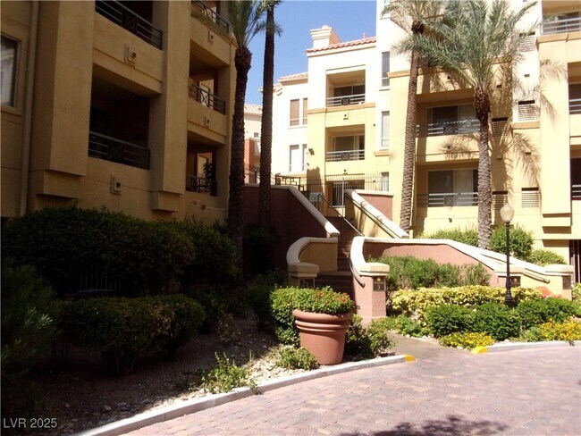 Photo - 230 E Flamingo Rd Condo Unit 120