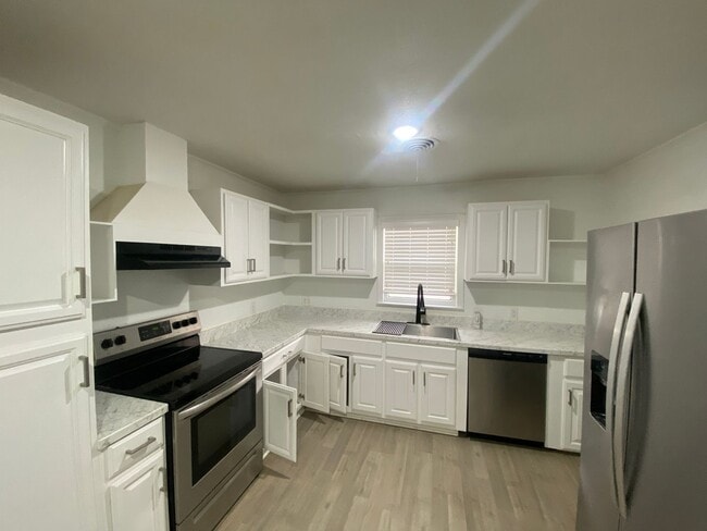 Photo - 3bed/2bath Remodeled Home in West Jonesboro.