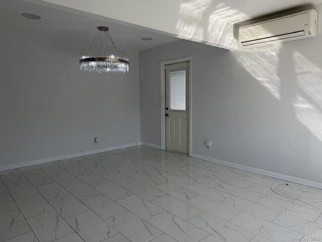 Photo - 1 Munro Blvd Unit 1 F