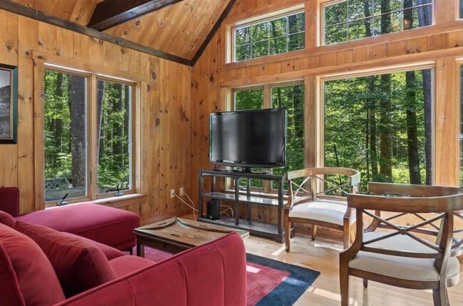 Photo - 46 Christmas Tree Ln Unit SI ID1502484P