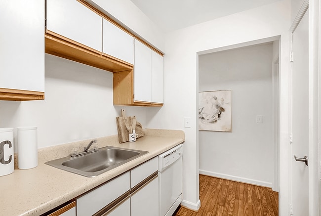King's Ridge Apartments