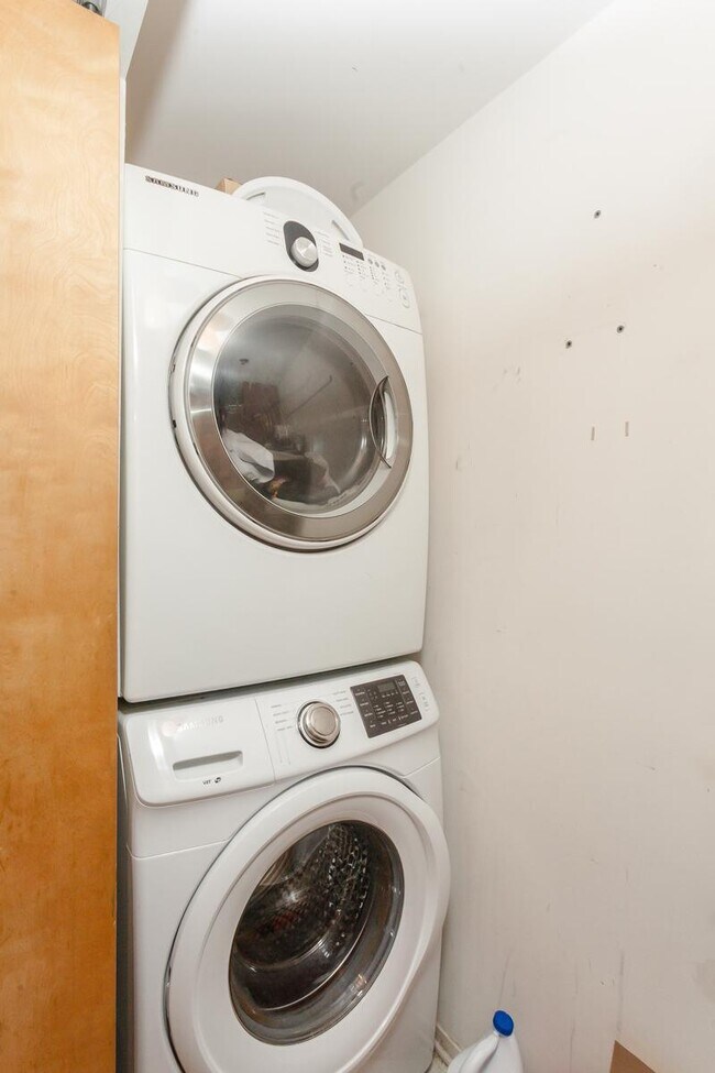 Photo - 2 bedroom in Chicago IL 60661 Unidad 813