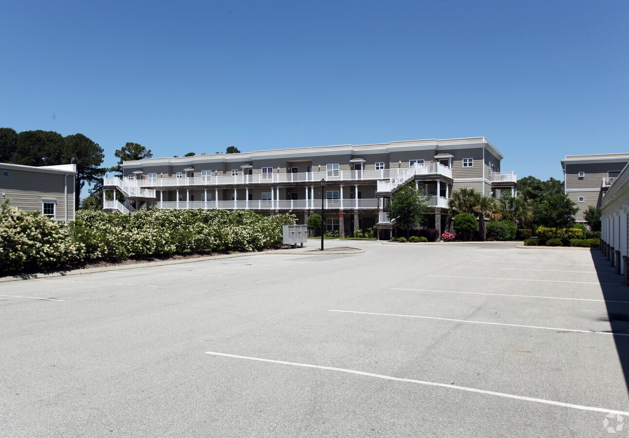 Photo - South Harbour Station Apartments