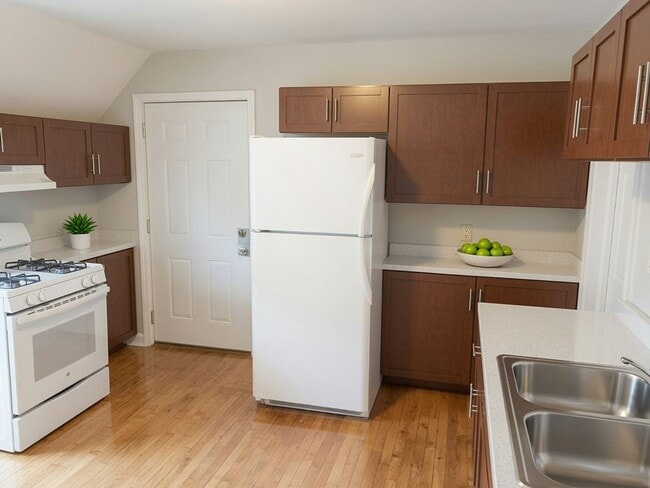 Photo - 353 Lawson Ave E Unidad Upper