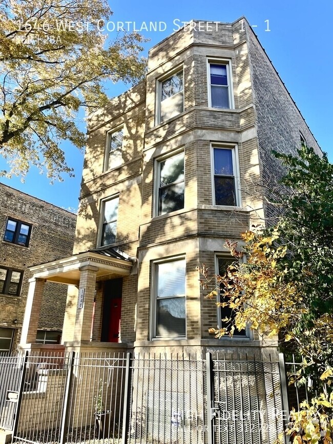 Building Photo - 1646 W Cortland St Unit 1 Rental