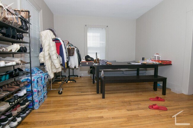 15 Greylock Rd