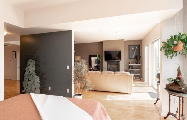 Photo - 1440 Little Raven St Unidad 406