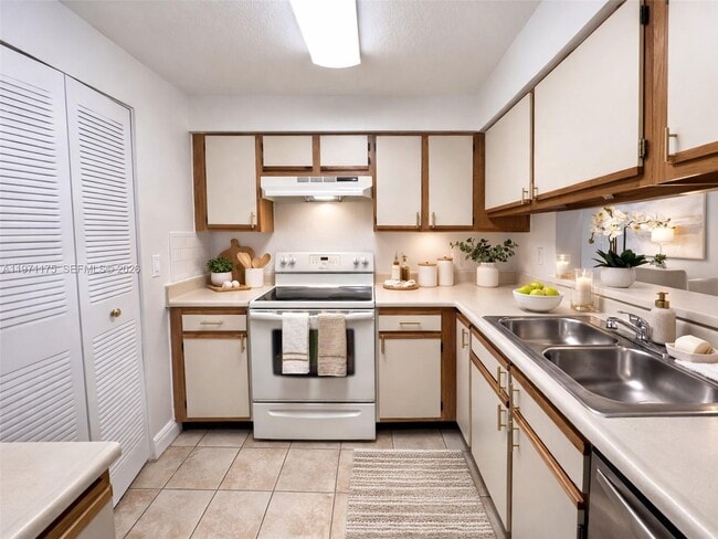 Photo - 1255 SW 46th Ave Unit 1702