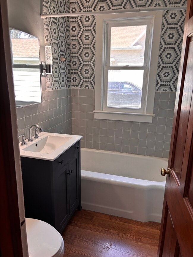 Photo - 214 N Rutledge St