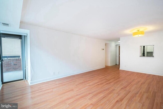 Photo - 1140 23rd St NW Unit 707