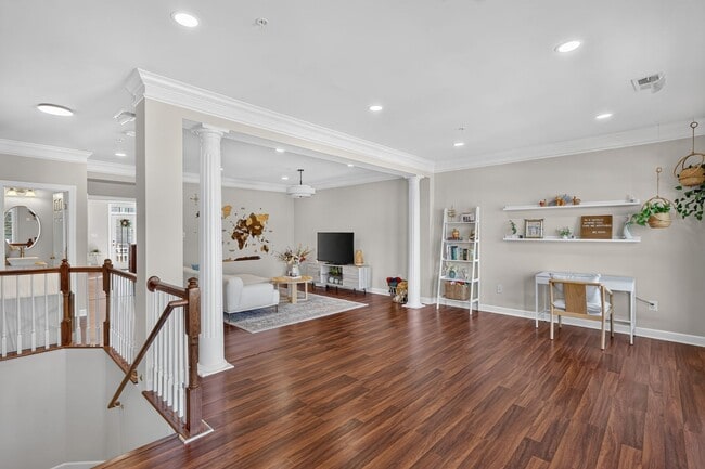 Photo - 630 Pelican Ave
