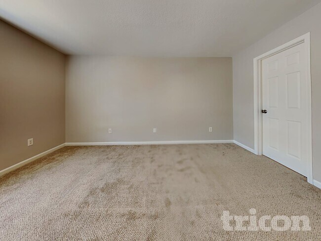 Photo - 10213 Blue Sky Dr