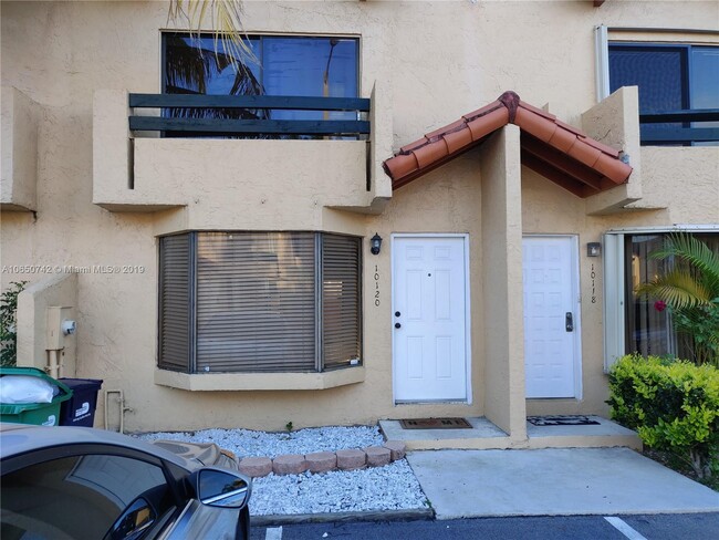 Photo - 10120 SW 77th Ct Townhome