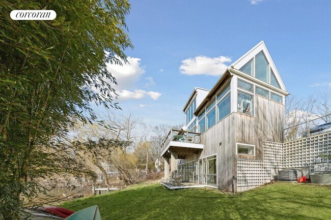 Photo - 33 Lake Side Dr