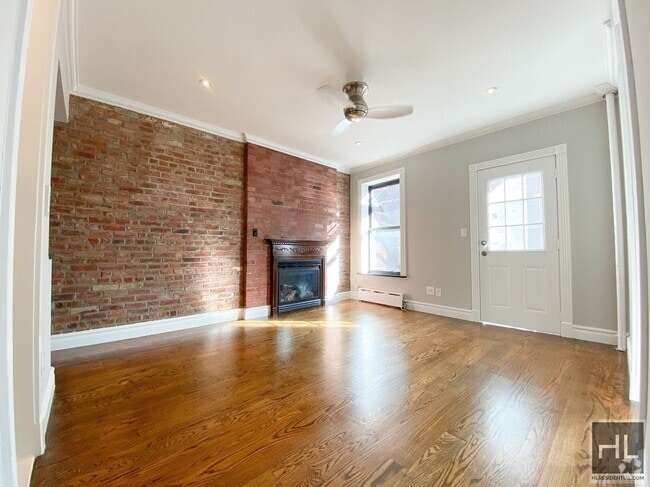 Building Photo - East 18th Street Unit 5B Rental